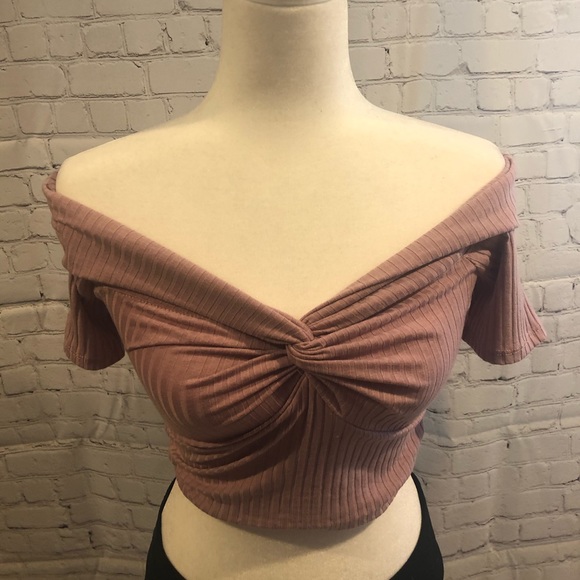 Off shoulder pink lavender crop top medium - Picture 6 of 12